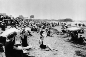 Wollaston Beach with Squantum and Wollaston Yacht Clubs in background. Click image for Boston Globe gallery.